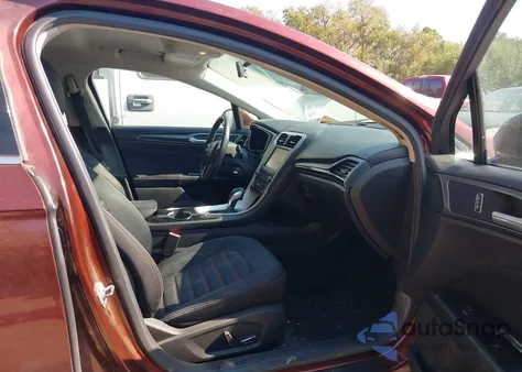 2016 Ford Fusion Hybrid Se из США, поврежденный, VIN 3FA6P0LU6GR149839